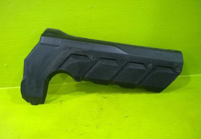 21 RIO 1.6L ENGINE COVER OEM 3473-53