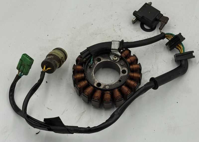 1993 Honda Fourtrax TRX300 TRX 300 2X4 Engine Stator Coil Magneto Alternator