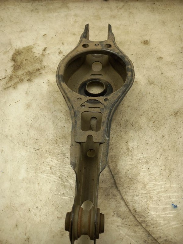16-19 TOYOTA PRIUS REAR DRIVER LEFT LOCATING ARM LOWER CONTROL ARM