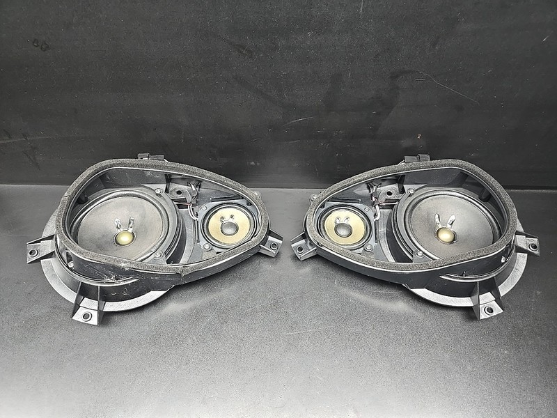 03-08 Mercedes SL500 R230 Left&Right Side Door Audio Speaker Bose 2308200902 Oem