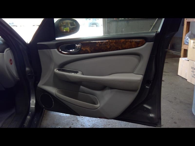 2004 XJ8 Passenger Right Front Door Trim Panel 1396508