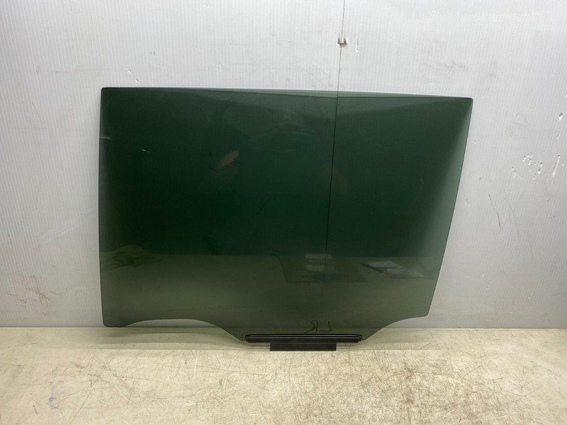 2015-2019 SUBARU OUTBACK LEFT DRIVER SIDE REAR DOOR WINDOW GLASS W/ PRIVACY TINT