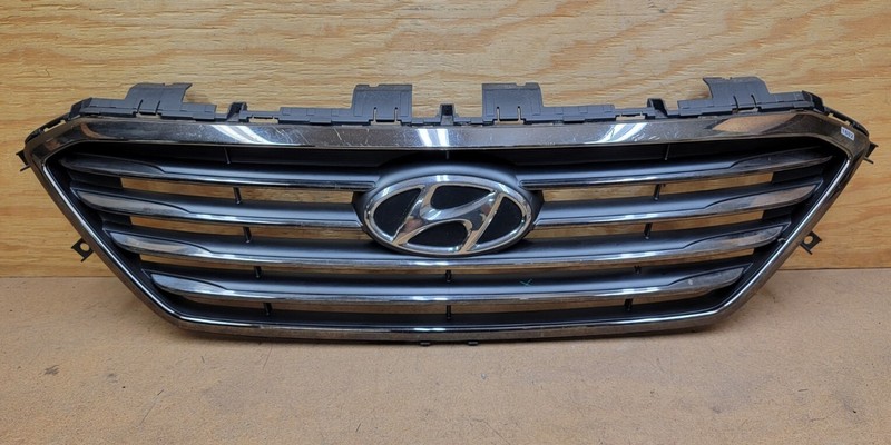 2015-2017 Hyundai Sonata Limited Sport Radiator Grille W/Emblem 86350-C2100 OEM*
