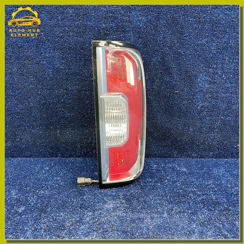 2015-2022 GMC Canyon Rear Tail Light Stop Lamp Passenger right RHSide OEM