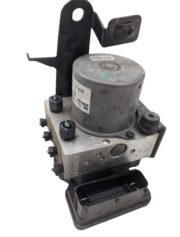 2012 2013 2014 Hyundai Azera ABS Anti Lock Brake Pump Module 58920-3V300
