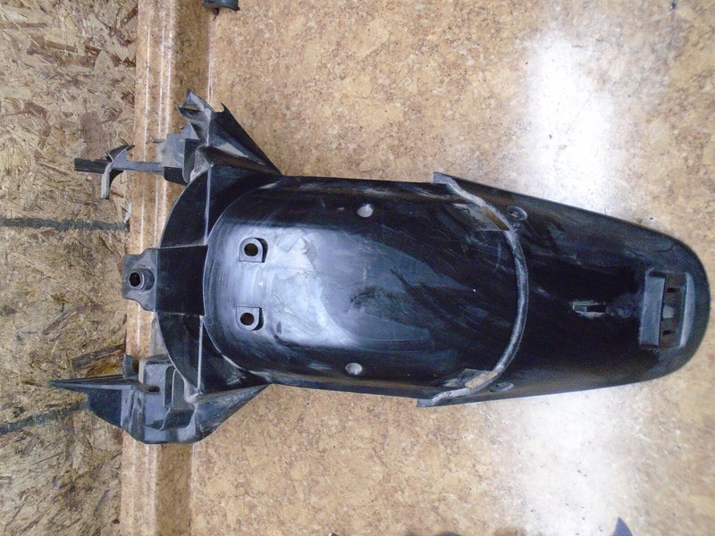 2003 Honda CHF50 Scooter CH 50 CC 50CC Metropolitan Rear Back Fender Wheel Well