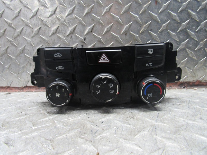 2014 HYUNDAI SONATA A/C HEAT CLIMATE TEMP CONTROL VIN B, VIN C ( 8TH , DIGIT)