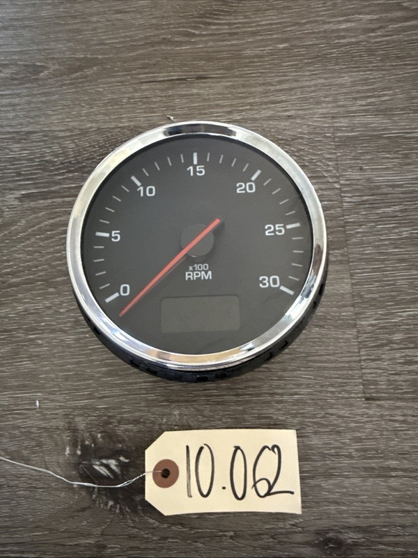 Paccar Tachometer Gauge - P/N: Q43-1181-001