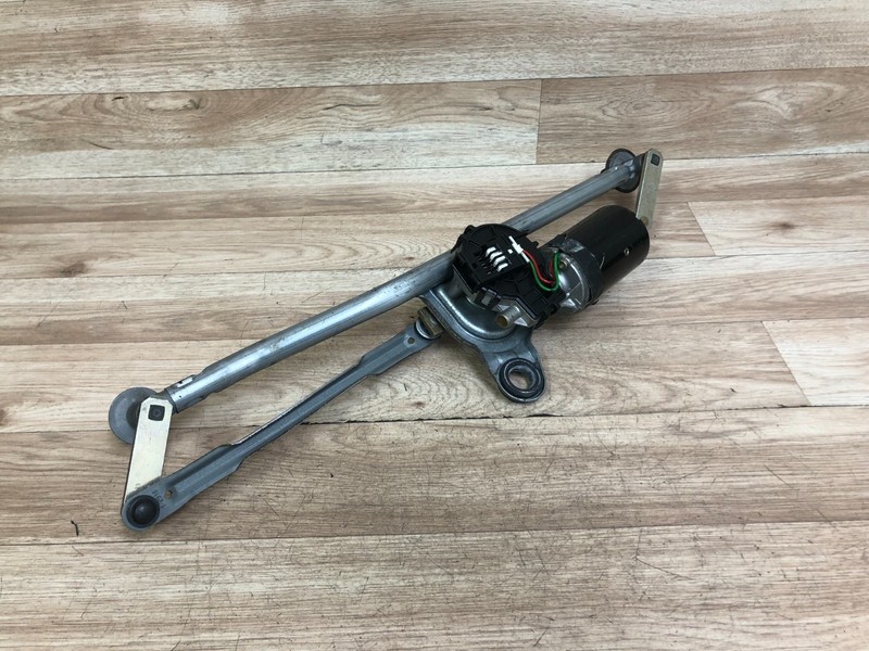 BMW E46 325 328 330 M3 OEM FRONT WINDSHIELD WIPER WITH MOTOR 1999-2006 6