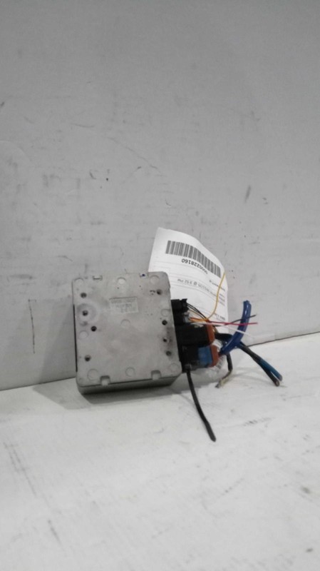 2018 Mitsubishi Mirage Steering Column Control Module OEM 8633A104 Grey