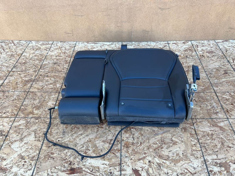 INFINITI QX50 2019-2024 OEM REAR LEFT LH UPPER SEAT CUSHION SKIN W/ARMREST BLACK