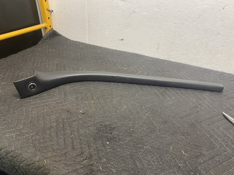 2014 FORD TAURUS LIMITED RIGHT CONSOLE TOP TRIM OEM