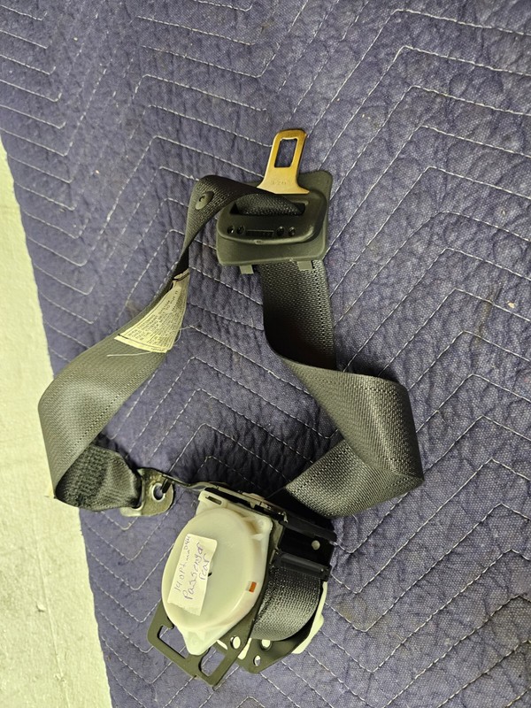2013 KIA OPTIMA SX REAR RIGHT SEAT BELT RETRACTOR OEM
