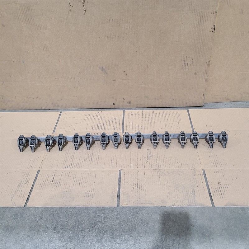 97-04 Corvette C5 Rocker Arms Rockers Mounts Pedestals Oem Ls1 5.7L Aa7338