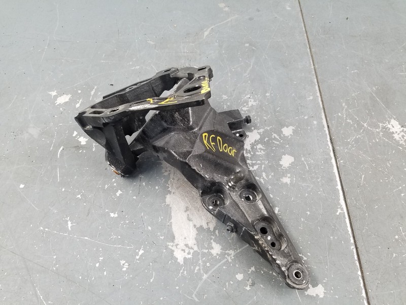 2015 McLaren 650S Spider Right Passenger Door Hinge - ** #4100 X2