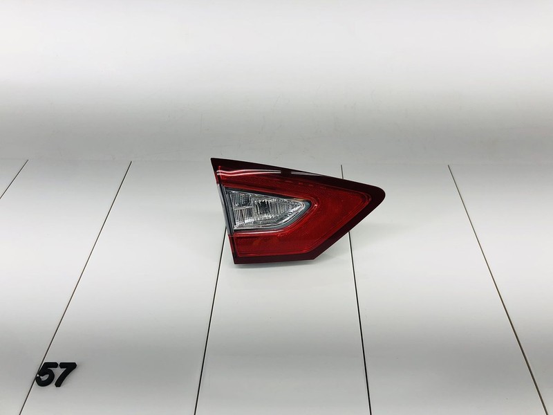 13-16 FORD FUSION SE REAR LEFT SIDE INNER TAIL LIGHT BRAKE LAMP OEM