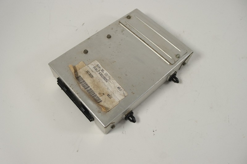 C1500 1227747Chevy Engine Computer ECU 5.0L 5.7L1987-1991 Manual Trans *USED