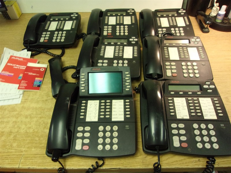 Avaya 44120+ 4424LD+ Lot of 7 Office Phones + Extra Handset *FREE SHIPPING*