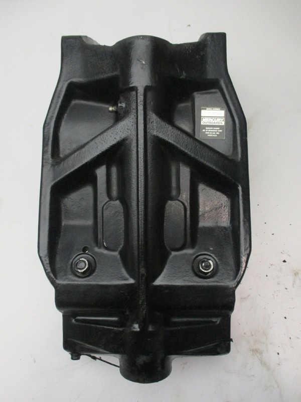 1499-8710A17 Mercury Mariner 45-200Hp Outboard Swivel Bracket Black 1499-8709 C6