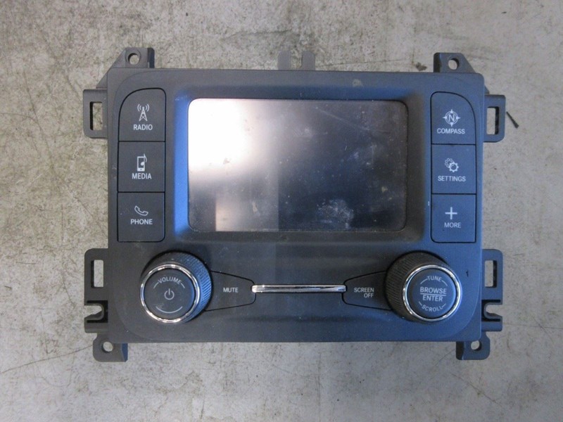 2018-2020 Jeep Wrangler JL OEM 5" Radio Screen w/ Knobs 68428544