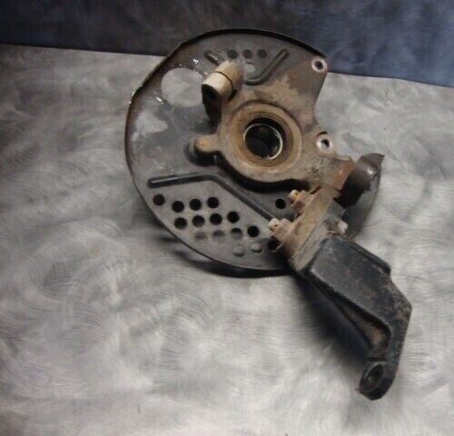 1990 Kawasaki KLF300 KLF 300 Bayou ATV Right Front Carrier Hub Knuckle Mount K10