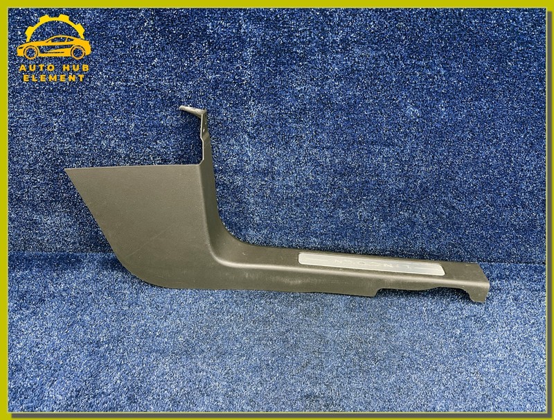2020-2024 Lincoln Aviator Front Right Passenger Door Sill Scuff Plate Light OEM