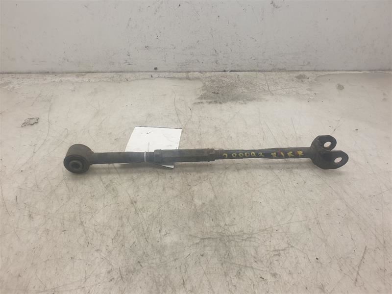 02-06 TOYOTA CAMRY PASSENGER SIDE REAR LOWER CONTROL ASSEMBLY