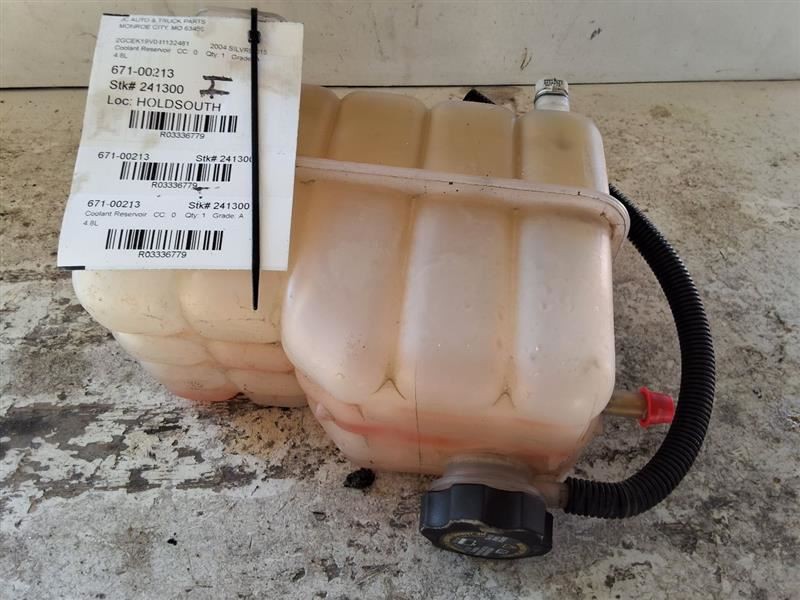 Coolant Reservoir Classic Style Fits 99-07 SIERRA 2500 PICKUP 3336779