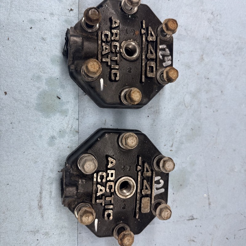 1991 Arctic Cat Prowler 440 L/C Snowmobile Motor Cylinder Heads