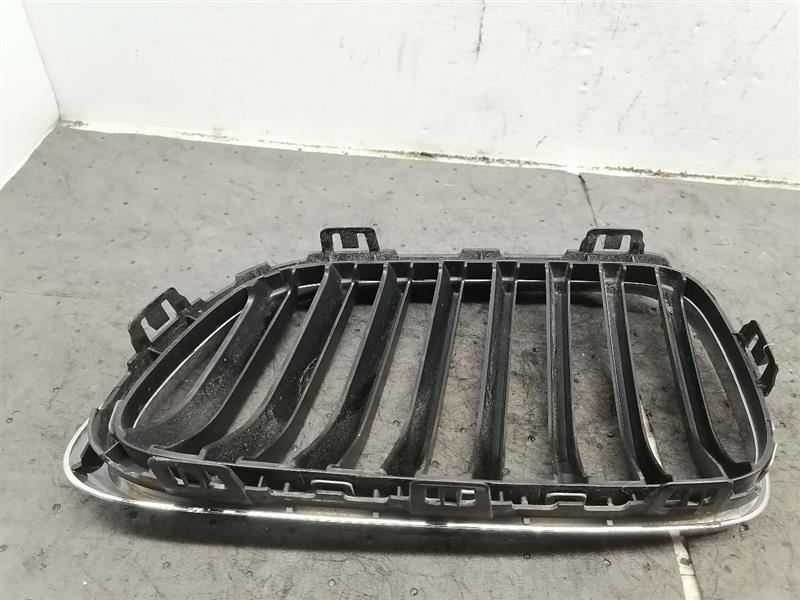 Passenger Grille With M-aerodynamic Package Upper Fits 17-20 BMW 230i 1423714