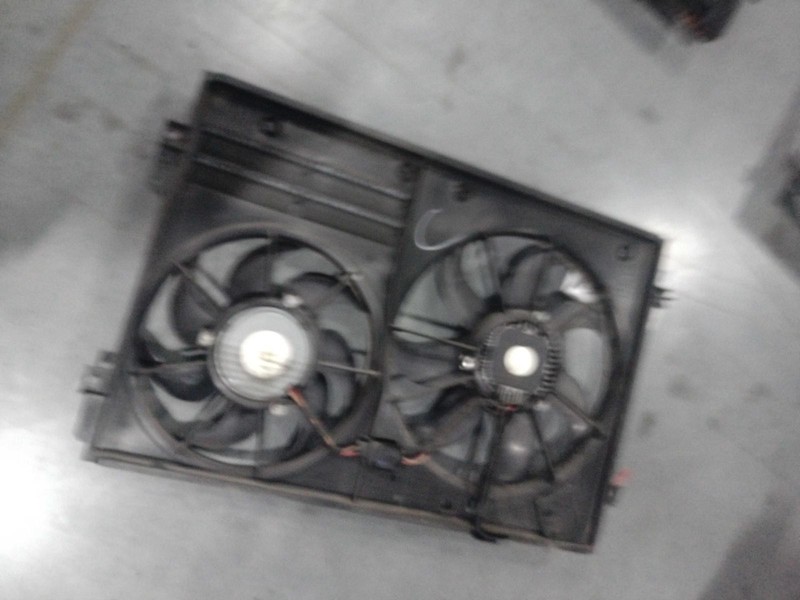 2015 Volkswagen Passat Engine Cooling Fan Motor OEM 3.6L 89000 Miles