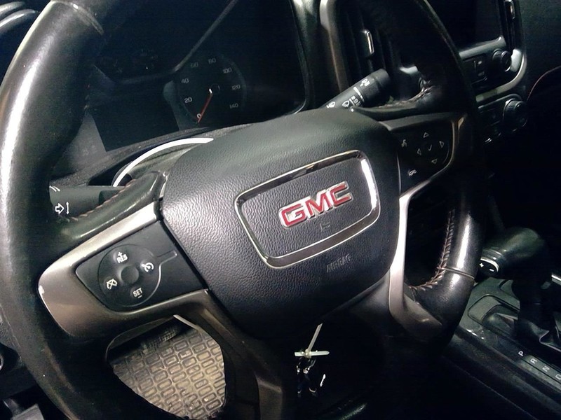 Driver Left Air Bag Driver Wheel AT4 Fits 19-22 CANYON 1780366