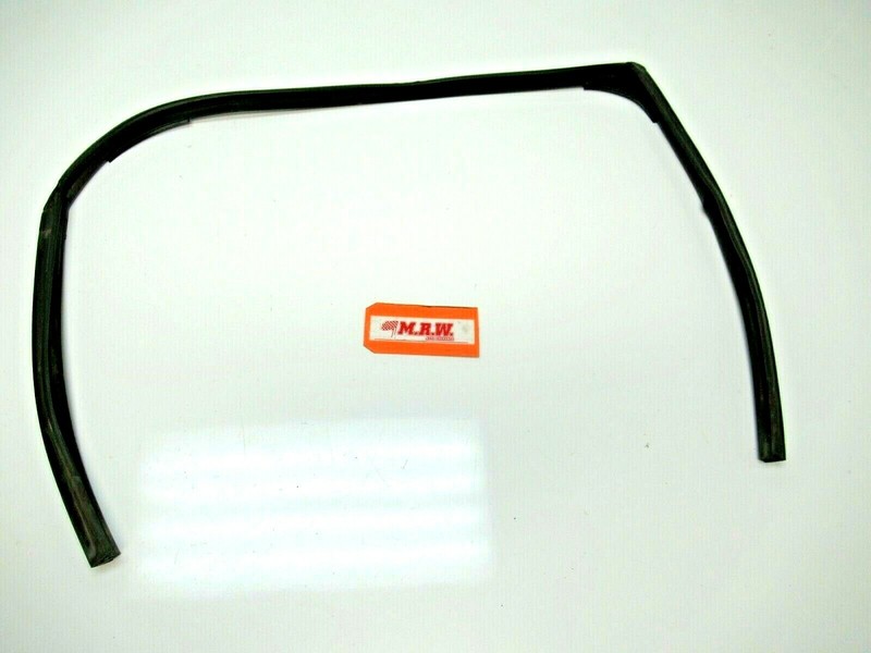REAR DOOR RUBBER SEAL TRACK RUN GLASS WINDOW RIGHT WEATHER RR for ACADIA OUTLOOK