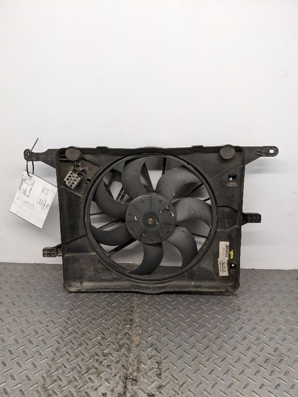 Radiator Fan Motor Fan Assembly Fits 06-10 SOLSTICE 1184245