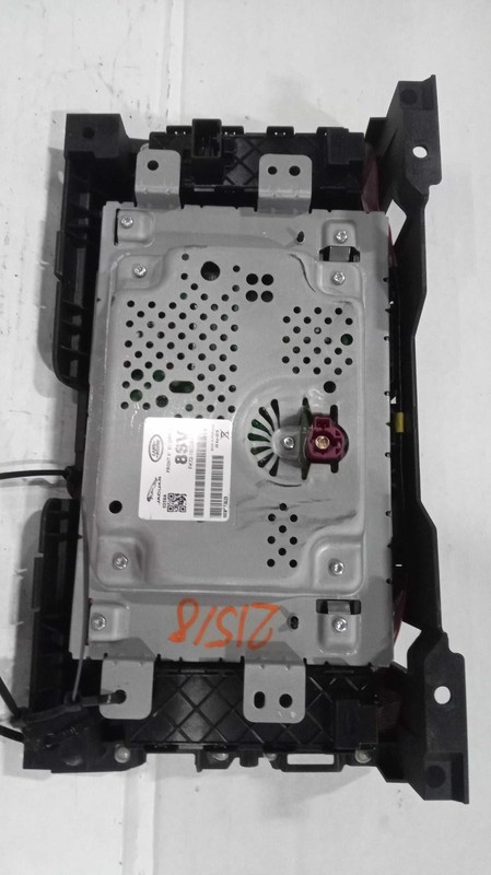 Used Front Center Infotainment Display fits: 2017 Jaguar Xf display screen dash