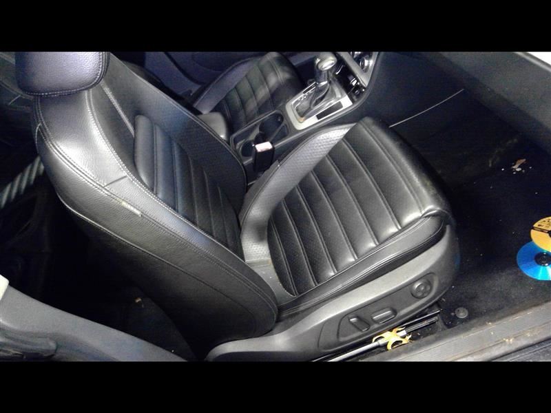 Passenger Front Seat Bucket Leather Electric Fits 09-16 CC 1345188