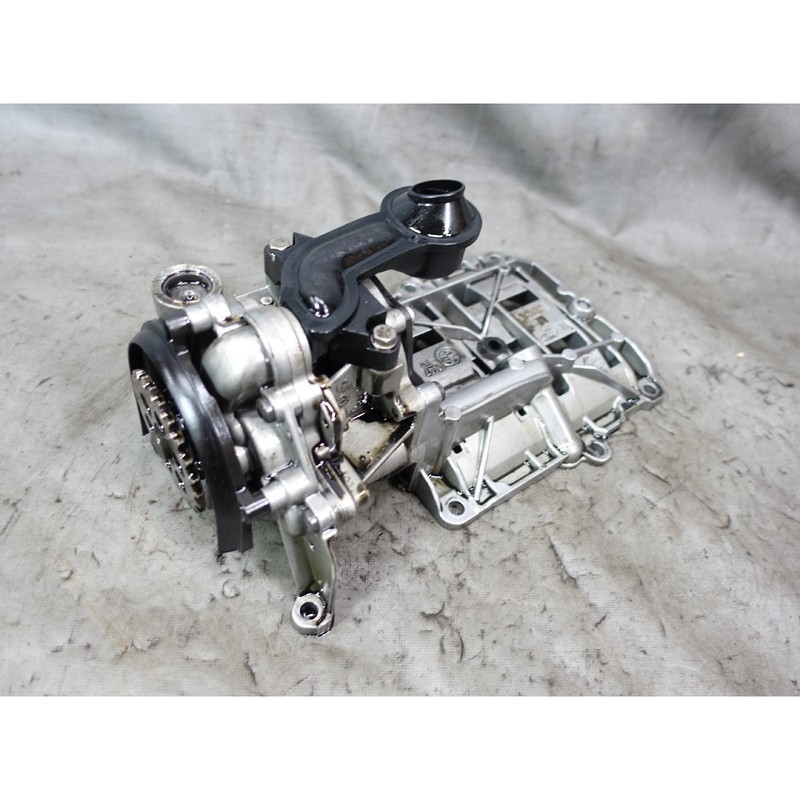 2014-2017 BMW F30 328d X3 N47TU 4cyl Diesel Engine Oil Vacuum Pump Drive OEM