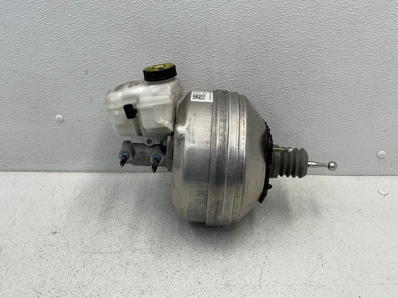 20 21 22 23 Toyota Supra Power Brake Booster Master Cylinder Reservoir 1565 OEM