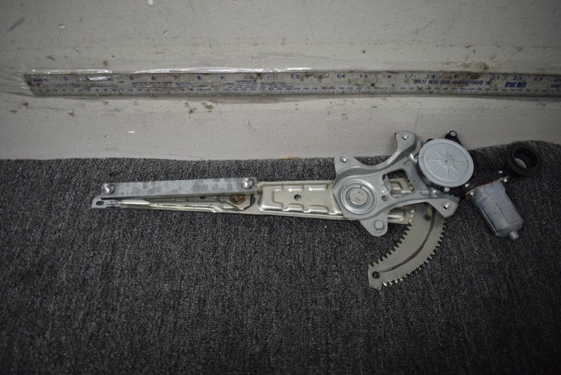 2016-2021 INFINITI Q50 AT 4WD POWER WINDOW MOTOR FACTORY OEM