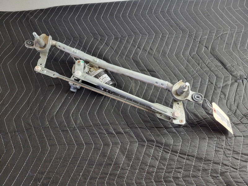 Used Oem Genesis G70 Front Windshield Wiper Motor & Linkage for 2019-2023 G70