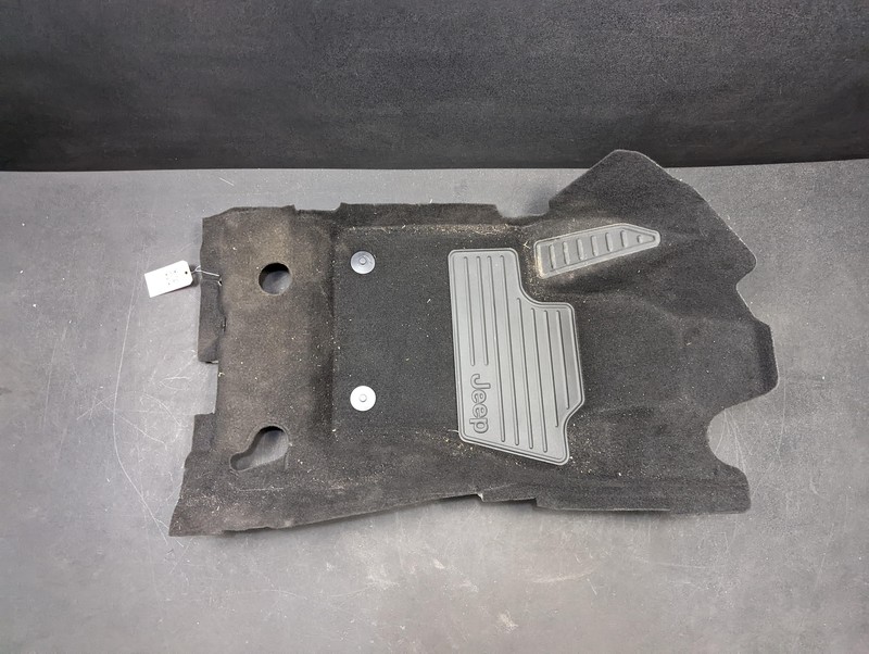 Front Left Floor Covering 2019 Jeep Renegade 6AU90LXHAA 2017 2018 2020