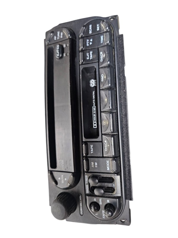 GENUINE CHRYSLER JEEP DODGE CD PLAYER STEREO RADIO2003 DAKOTA
