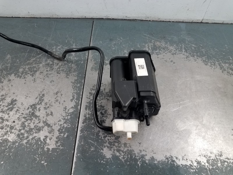 2022 Porsche Cayman GTS Fuel Vapor Canister #8065 i6