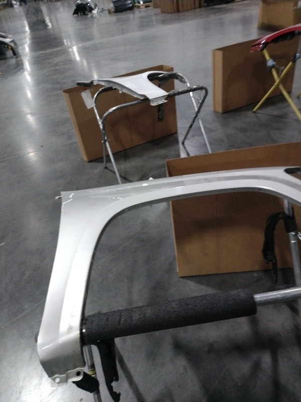 2012 GMC Canyon Right Fender Silver OEM Used Little Paint Chips