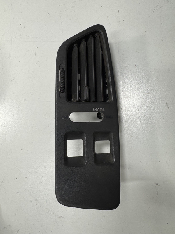 88-91 Honda Prelude Left Door Air Vent Assembly 83570-SF1-003 OEM