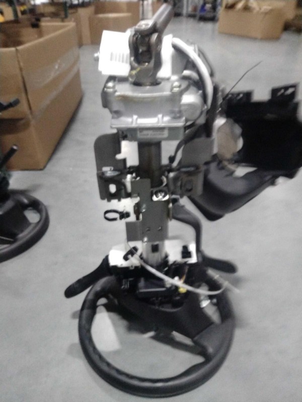 2016 Nissan Rogue OEM Steering Column White 103K Miles NJ25-24605-623185