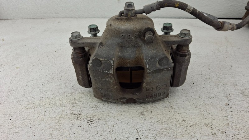 2019 - 2023 Genesis G70 RWD FRONT RIGHT PASSENGER SIDE BRAKE CALIPER 2.0L 101044
