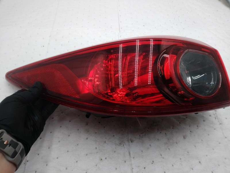 2016 MAZDA 3 Left Tail Light Assembly Grey 346057 54K Miles Used