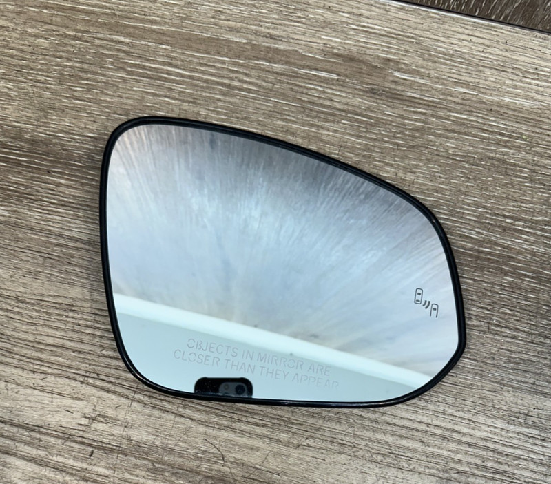 2013-18 TOYOTA RAV4 RH PASSENGER SIDE REPLACEMENT MIRROR W/ BLIND SPOT - OEM