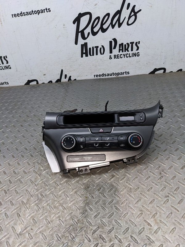 Temperature Control Canada Market ID 972502TLE0 Fits 14-15 OPTIMA 1112275